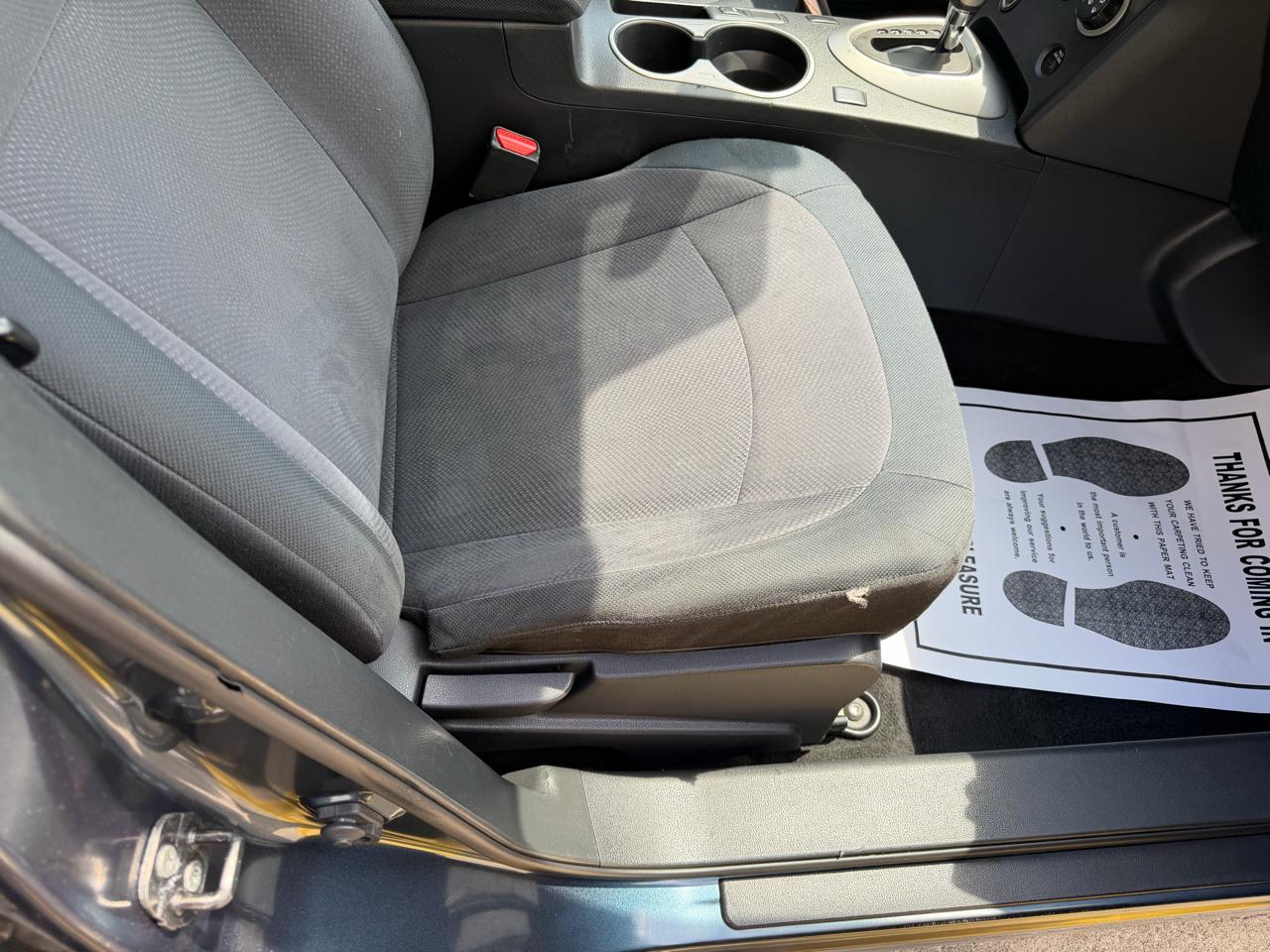 Nissan Rogue S FWD Krom Edition 2012