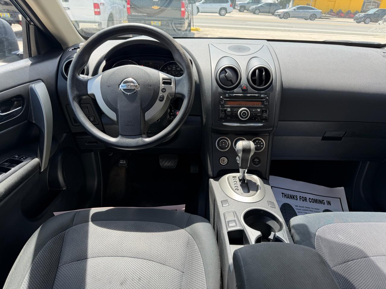 Nissan Rogue S FWD Krom Edition 2012