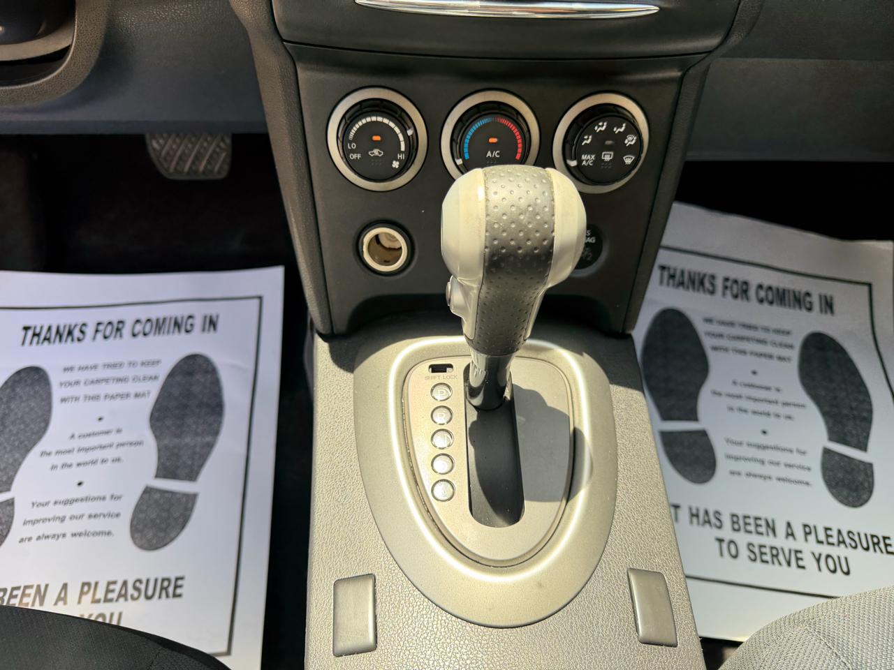 Nissan Rogue S FWD Krom Edition 2012