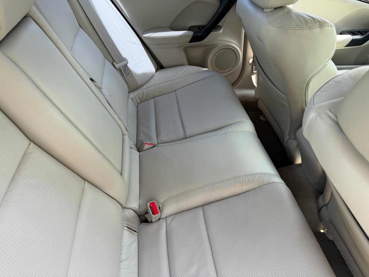 Acura TSX 5-Speed AT with Tech Package 2009