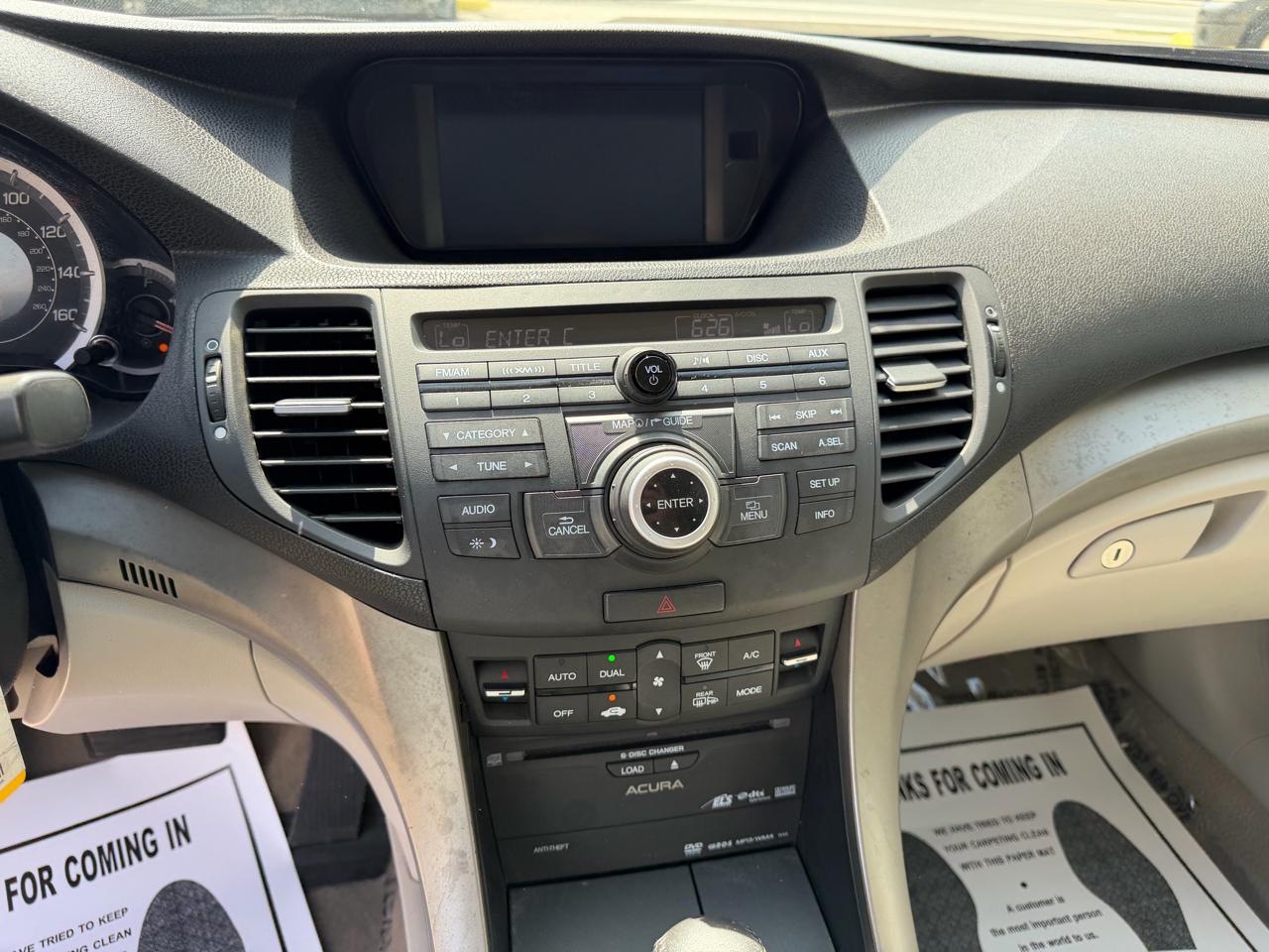 Acura TSX 5-Speed AT with Tech Package 2009