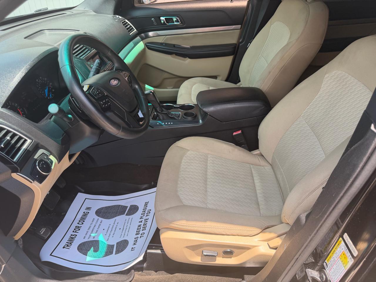 Ford Explorer Base FWD 2016