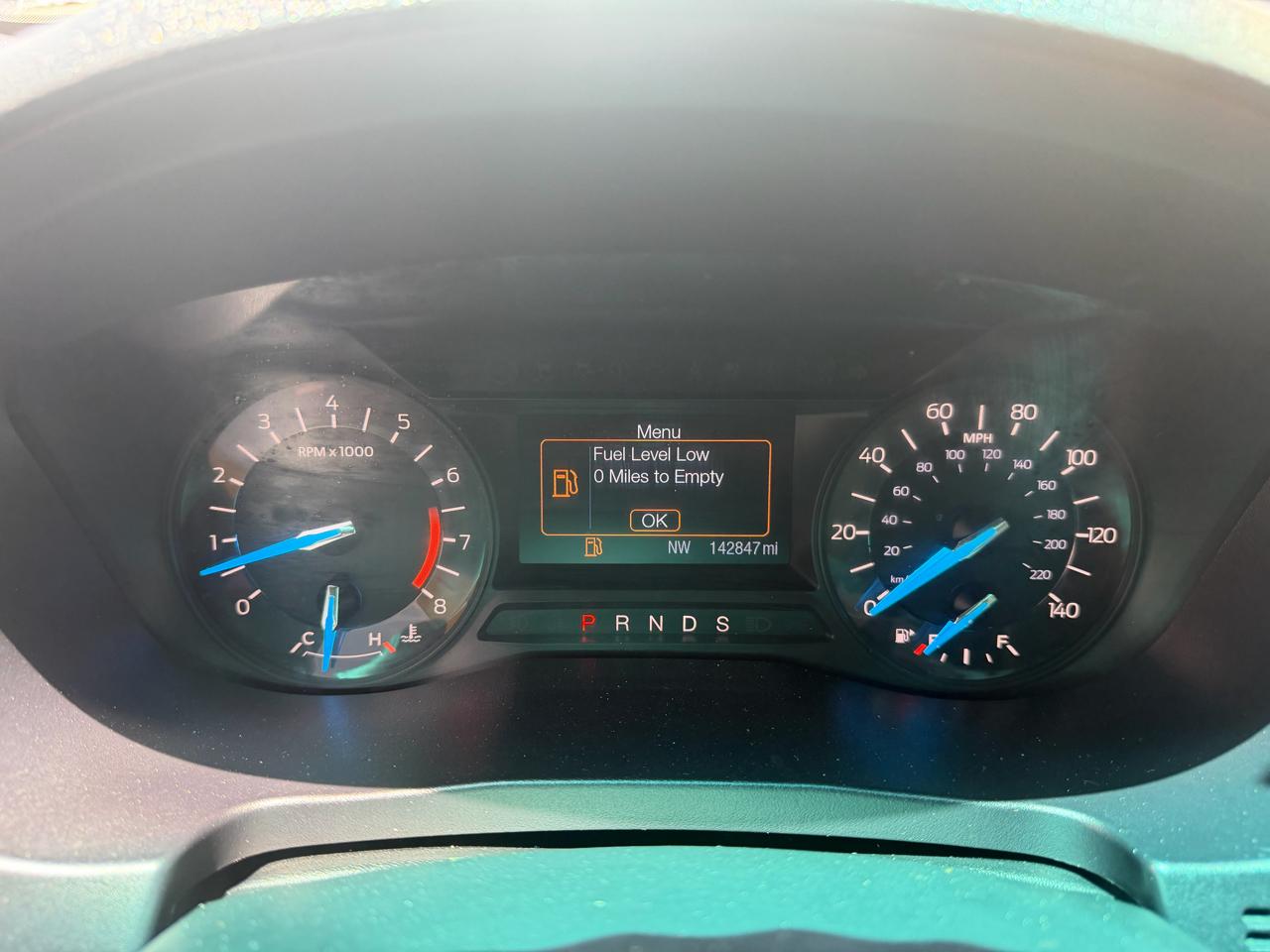 Ford Explorer Base FWD 2016