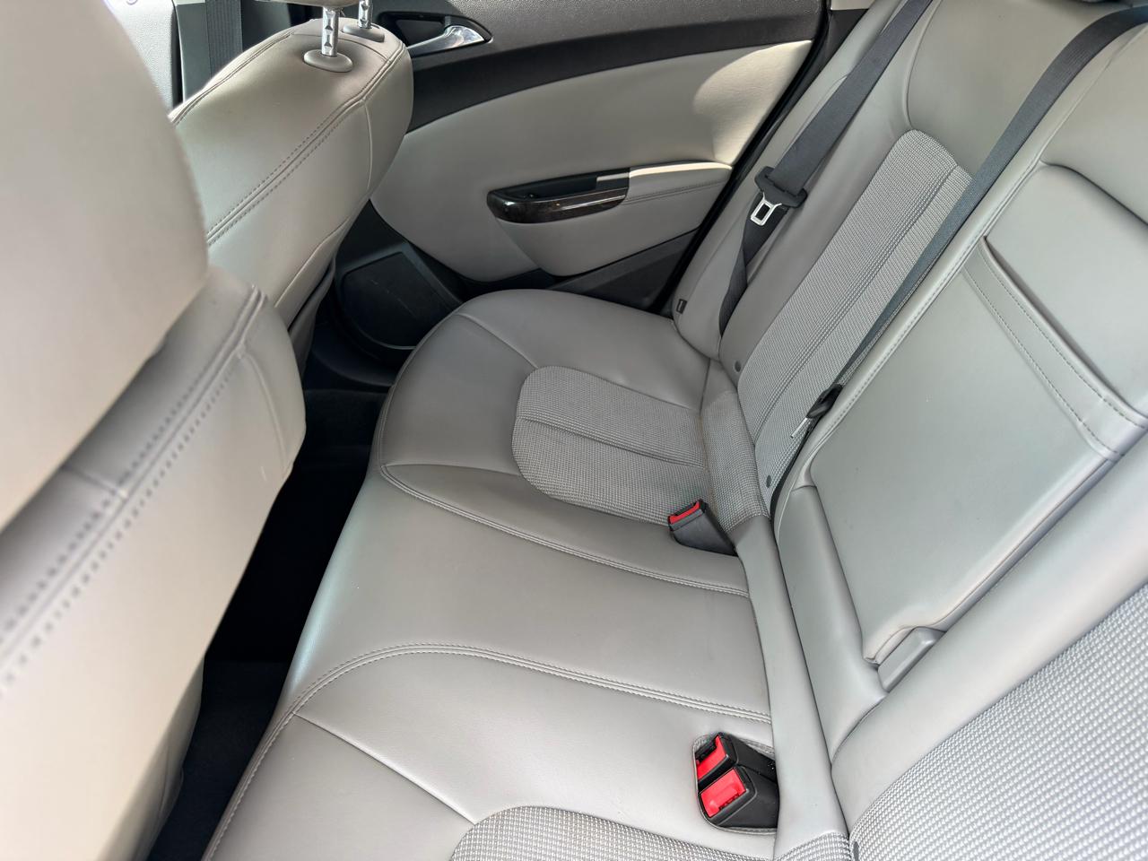 Buick Verano Base 2016
