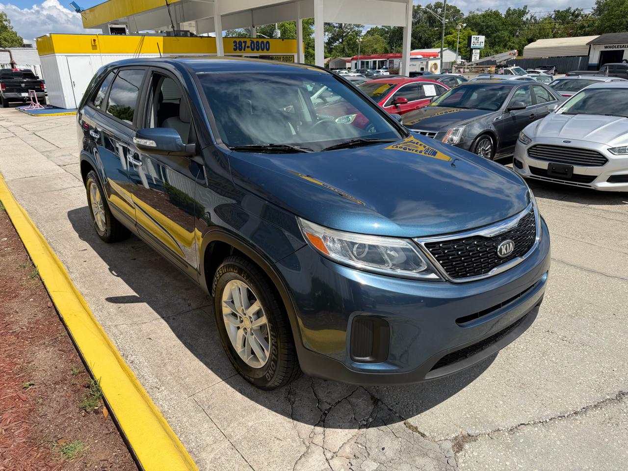 Kia Sorento LX 2WD 2014