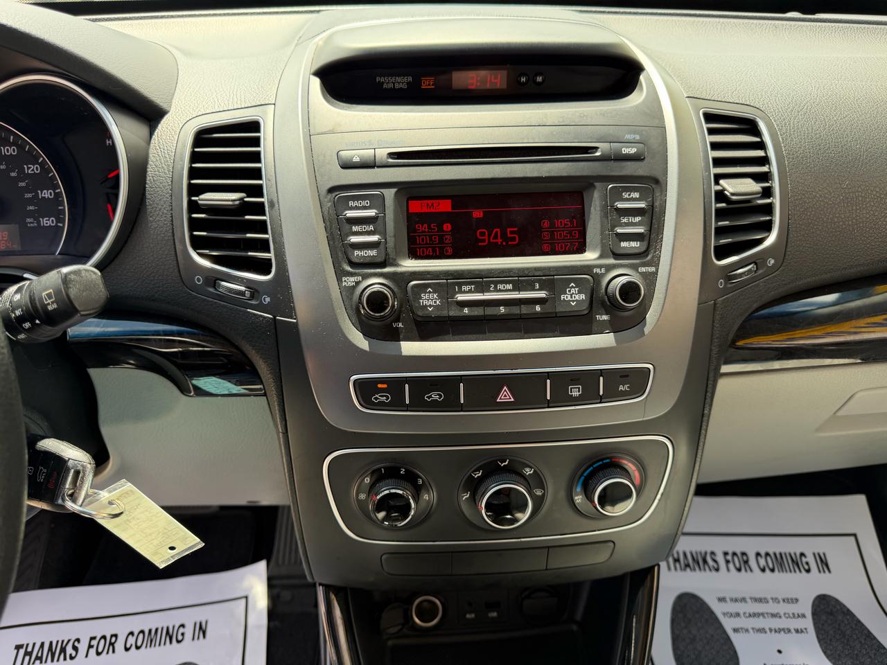 Kia Sorento LX 2WD 2014