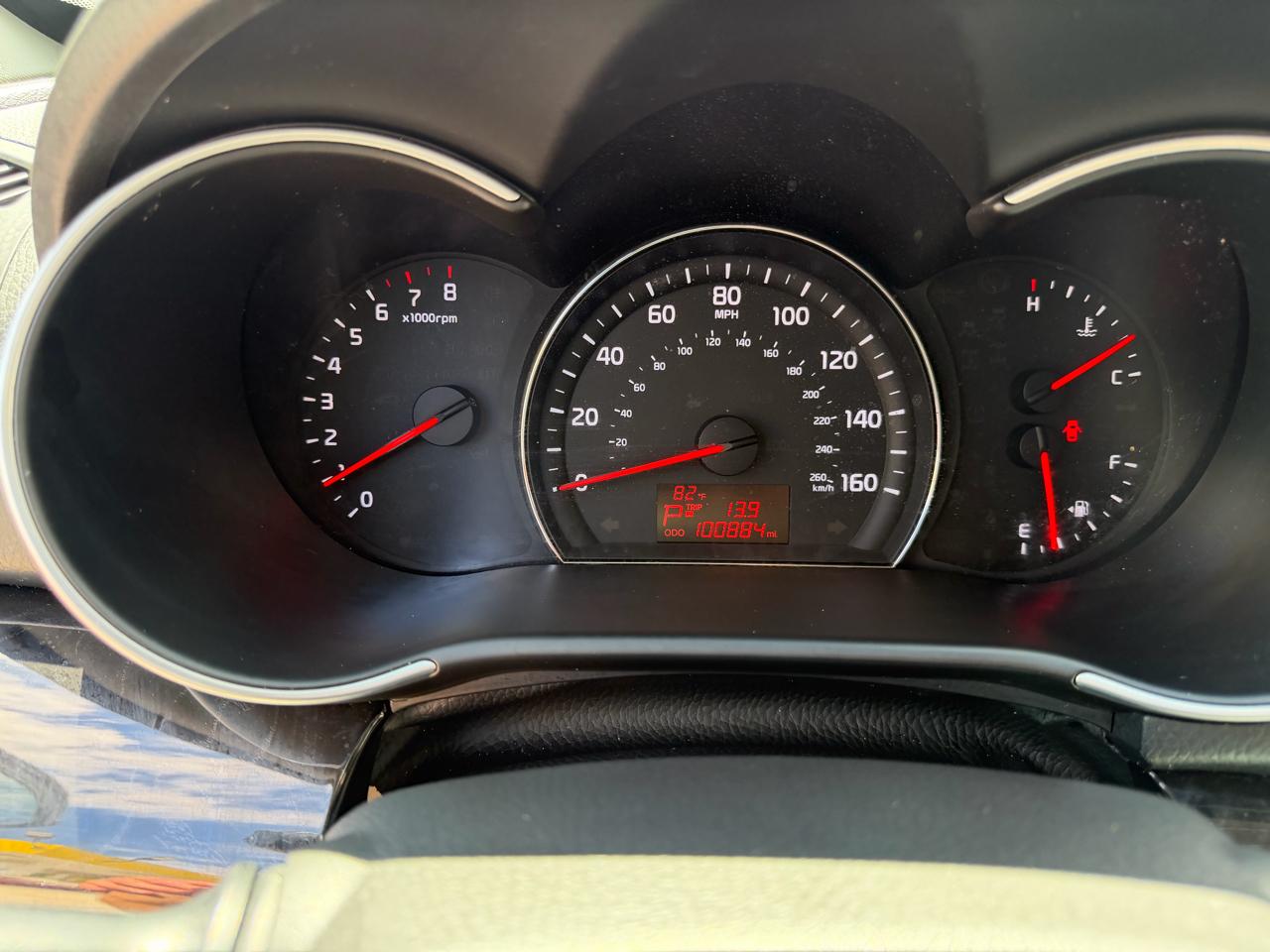 Kia Sorento LX 2WD 2014