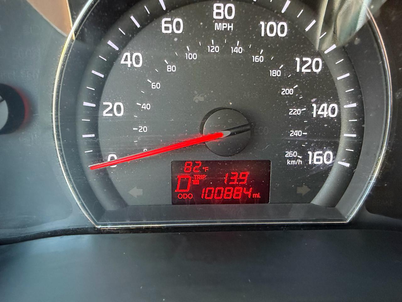 Kia Sorento LX 2WD 2014