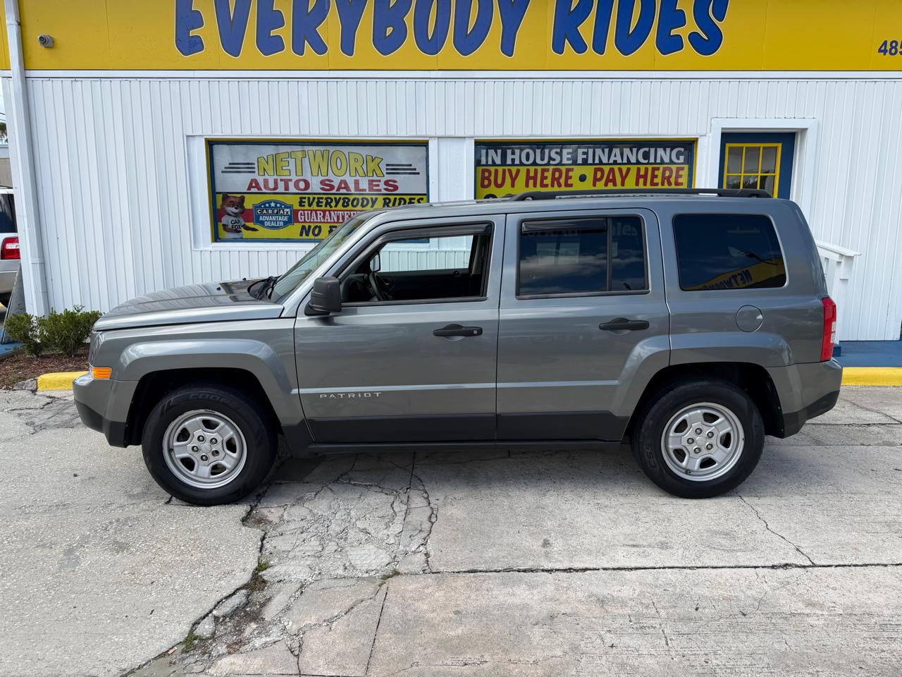 Jeep Patriot Sport 2WD 2013