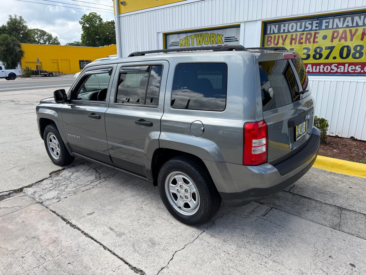 Jeep Patriot Sport 2WD 2013
