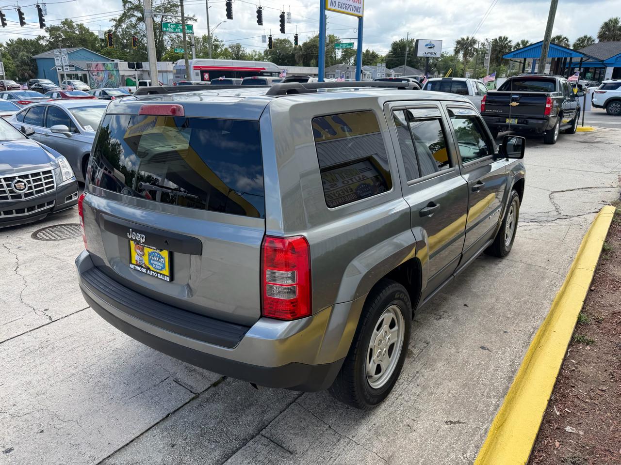 Jeep Patriot Sport 2WD 2013