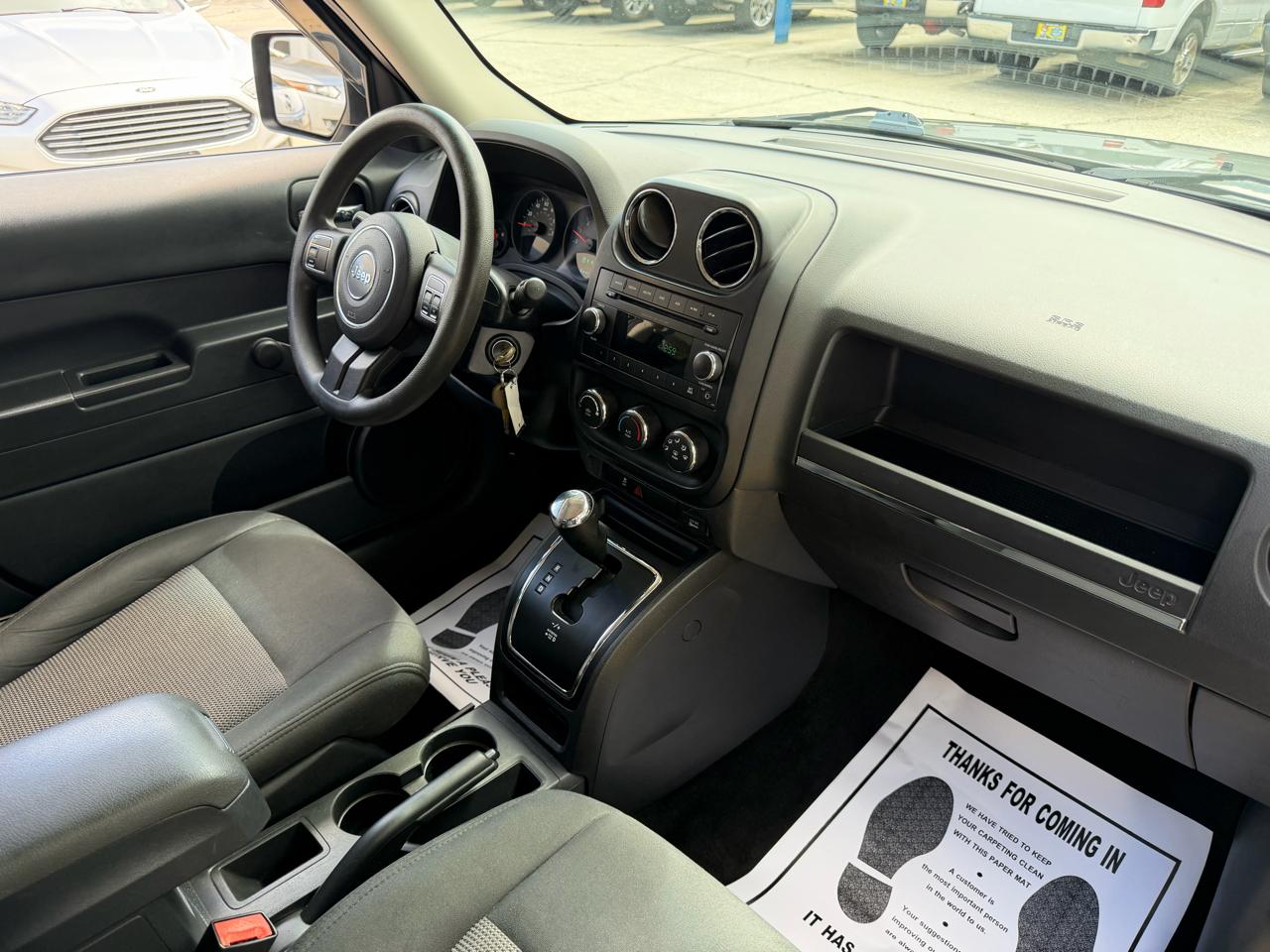 Jeep Patriot Sport 2WD 2013