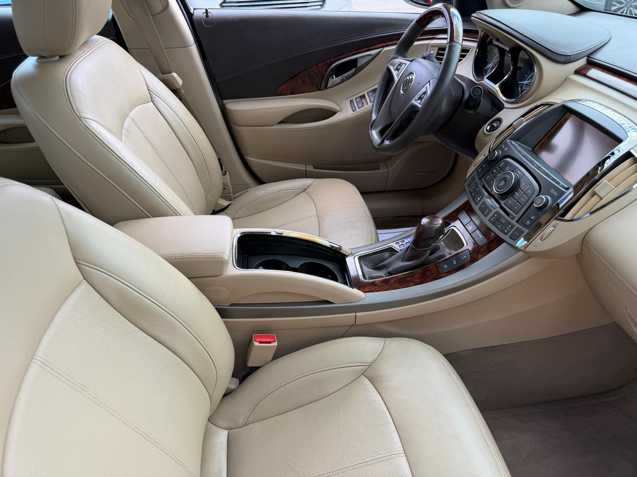 Buick LaCrosse CXS 2011