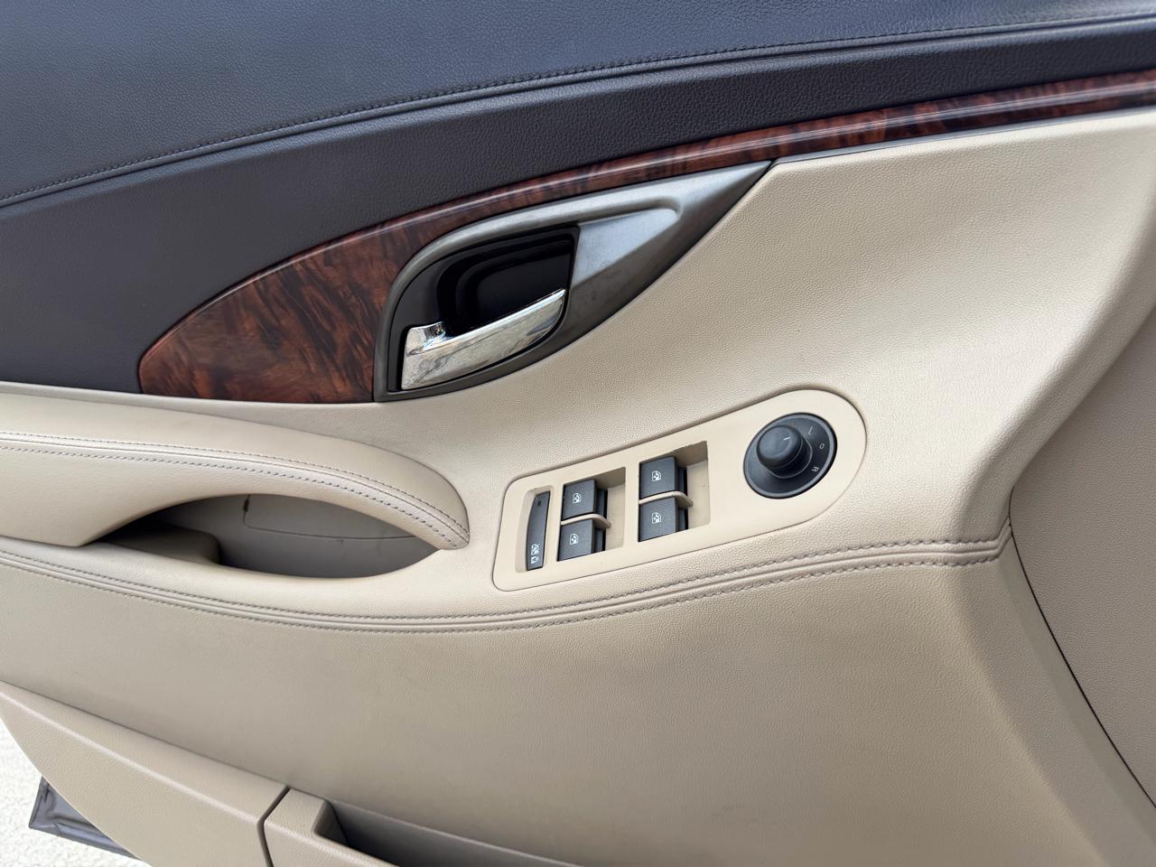 Buick LaCrosse CXS 2011