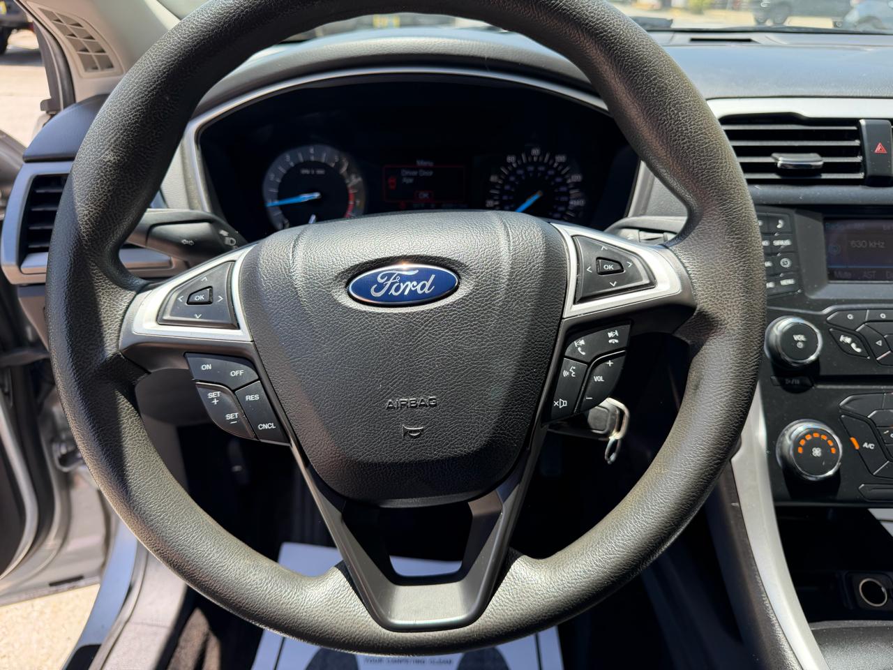 Ford Fusion SE 2014