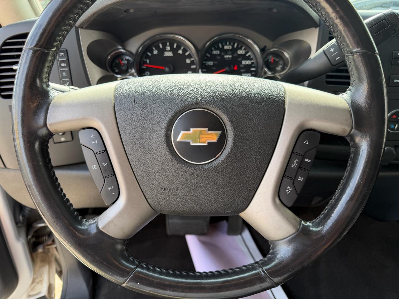 Chevrolet Silverado 1500 LT Ext. Cab Long Box 2WD 2011