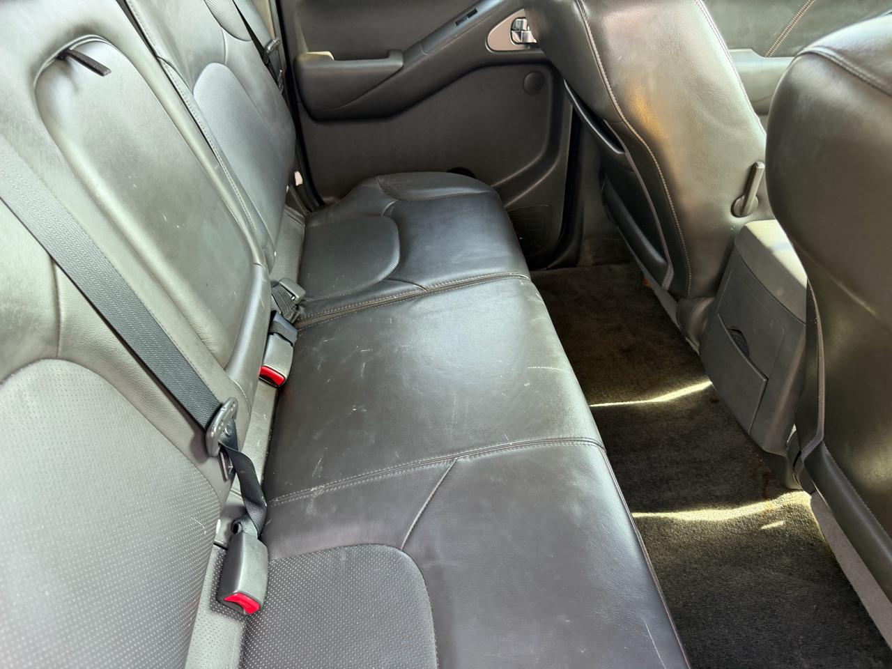 Nissan Frontier SL Crew Cab 4WD 2012