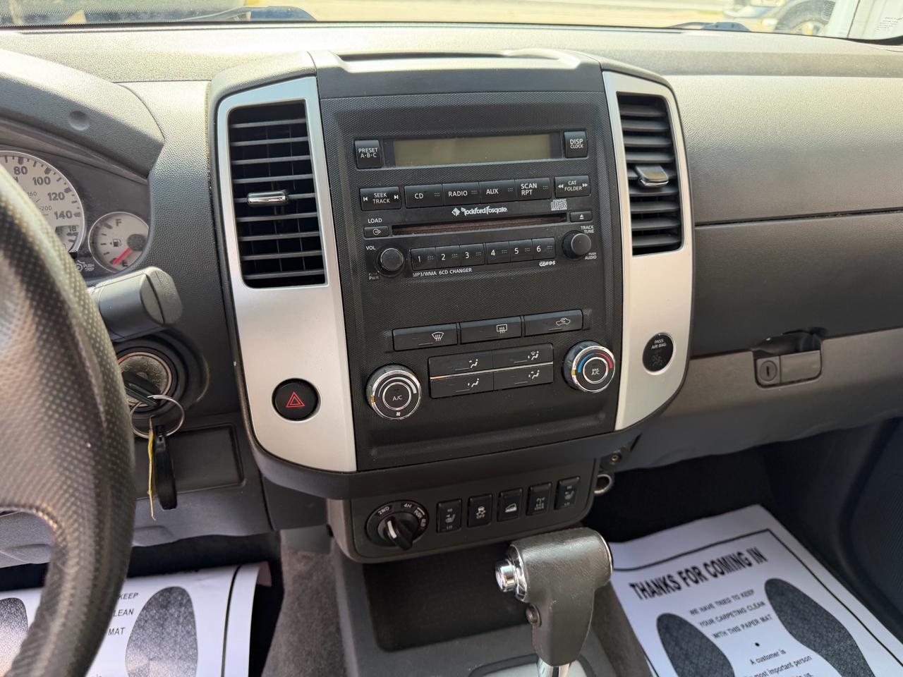 Nissan Frontier SL Crew Cab 4WD 2012