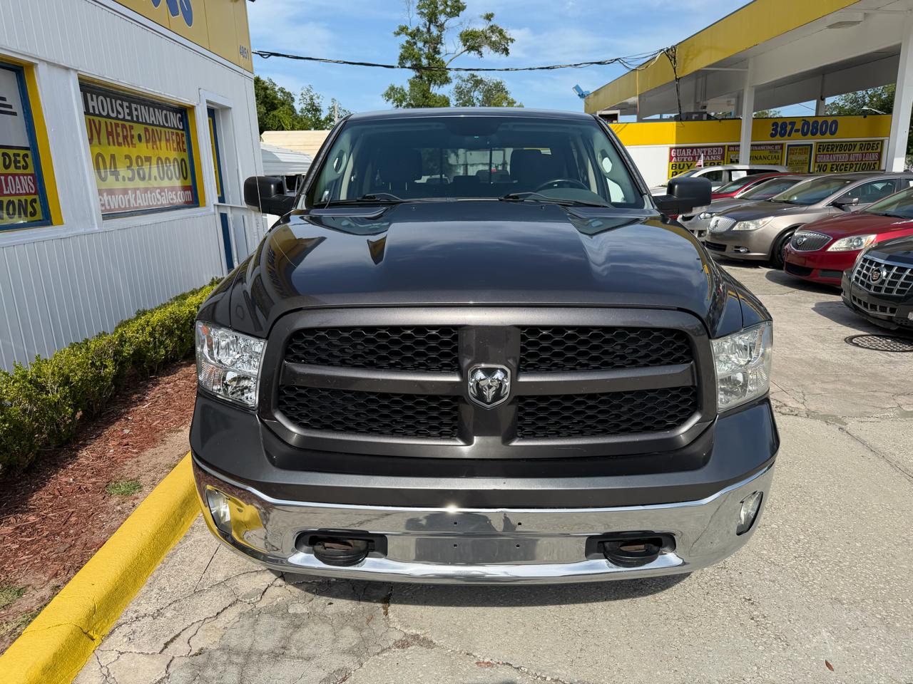 RAM 1500 SLT Crew Cab SWB 2WD 2015