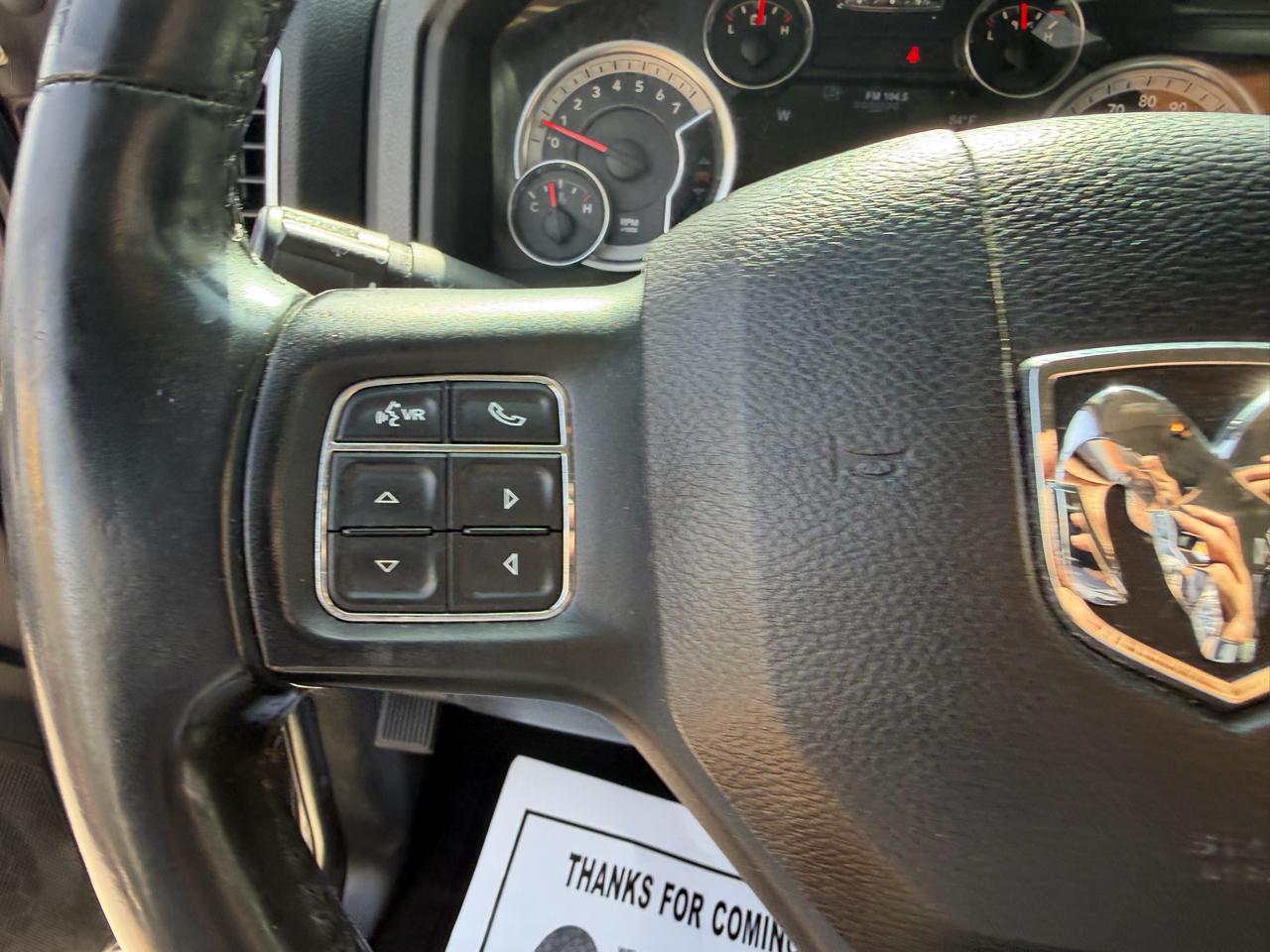 RAM 1500 SLT Crew Cab SWB 2WD 2015
