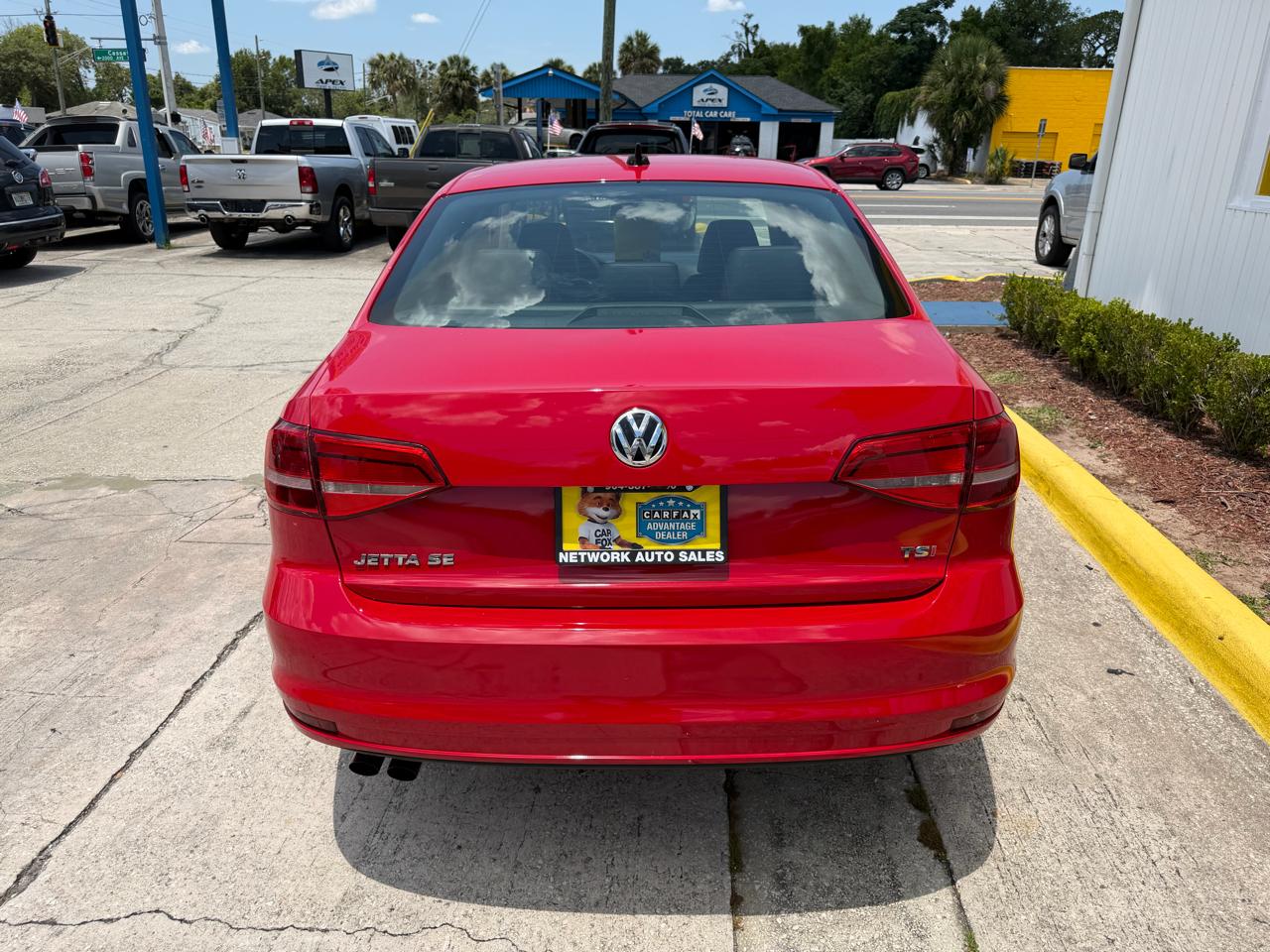 Volkswagen Jetta SE 6A 2015