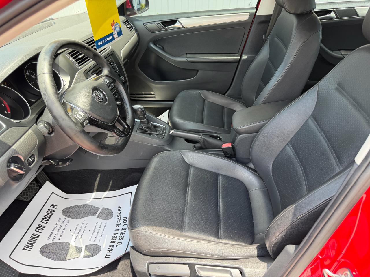 Volkswagen Jetta SE 6A 2015