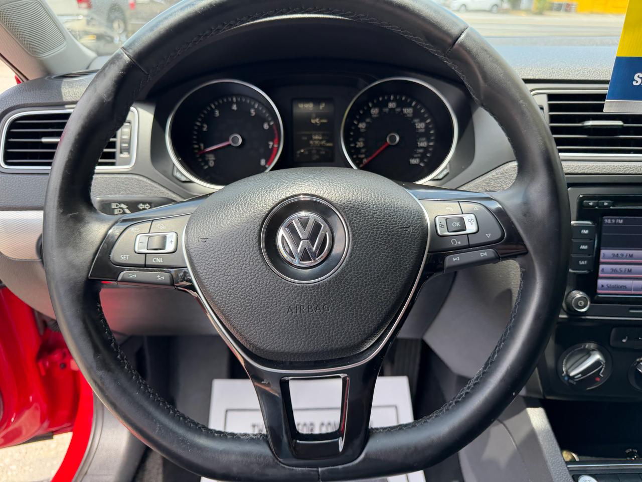 Volkswagen Jetta SE 6A 2015