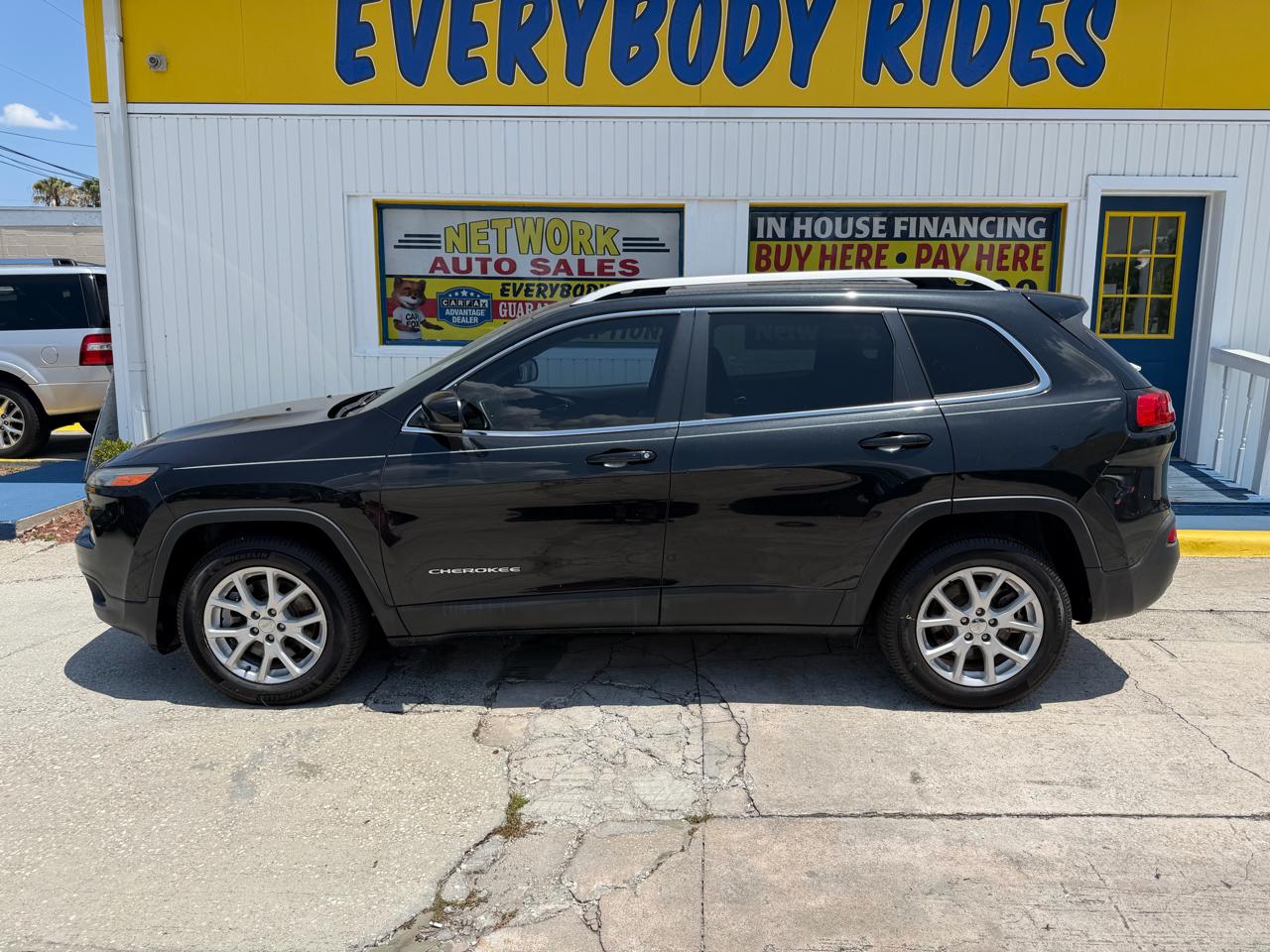 Jeep Cherokee Latitude FWD 2016