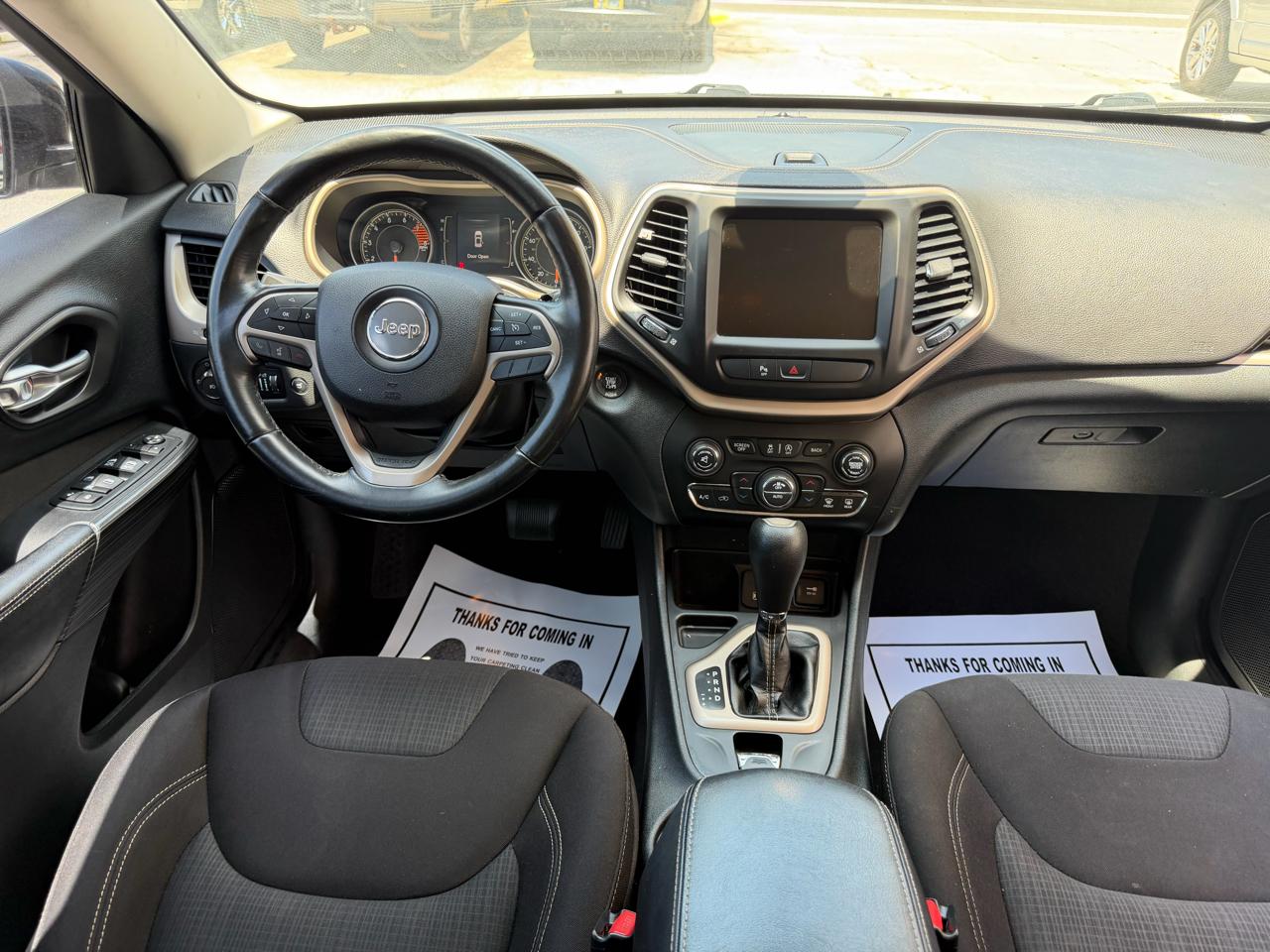 Jeep Cherokee Latitude FWD 2016
