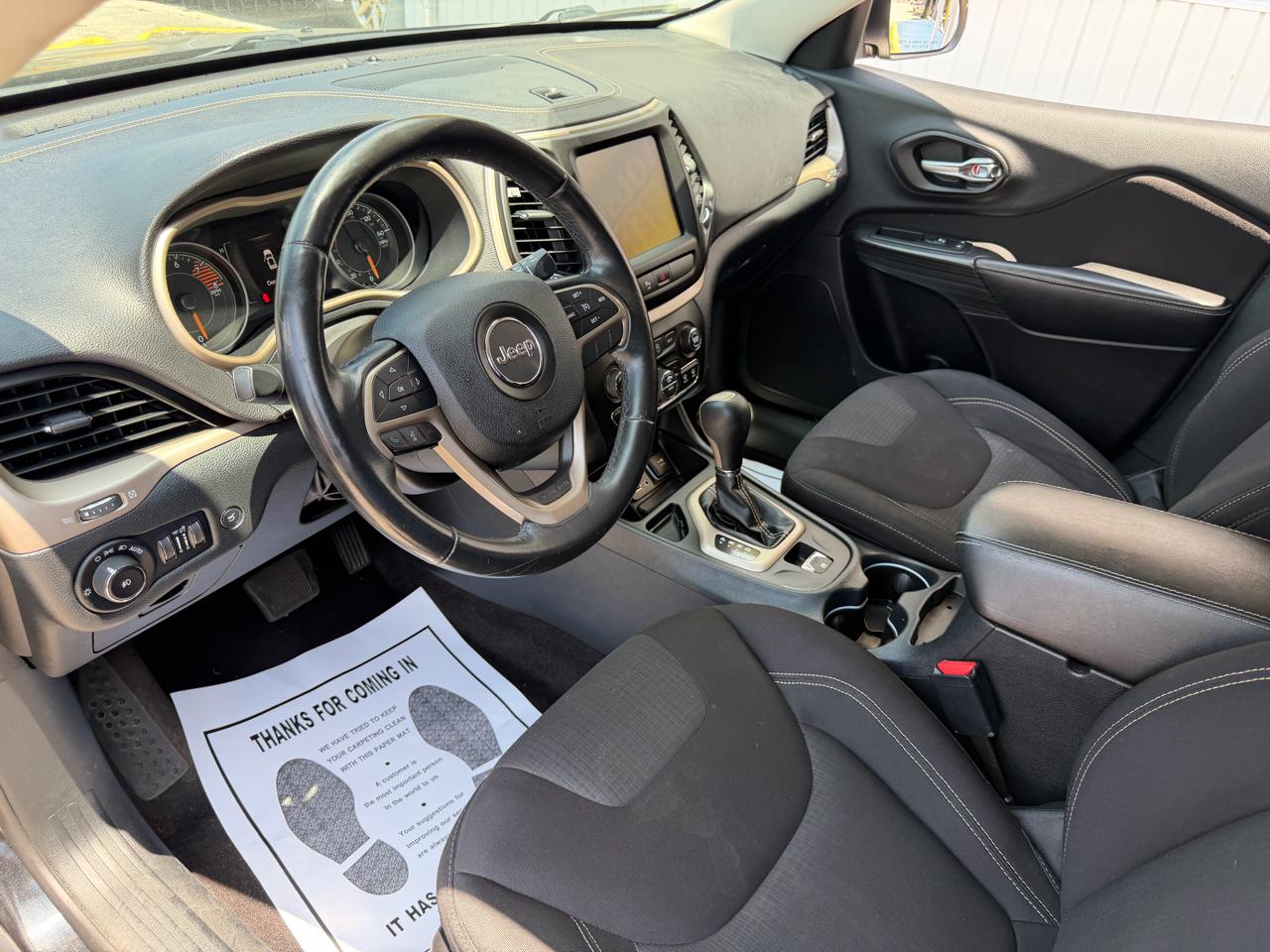 Jeep Cherokee Latitude FWD 2016