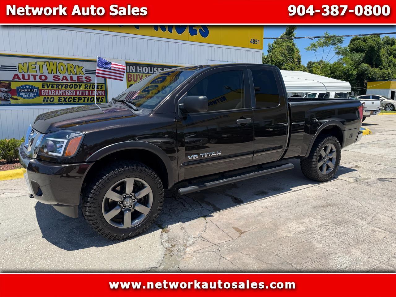 Nissan Titan S King Cab 4WD 2015