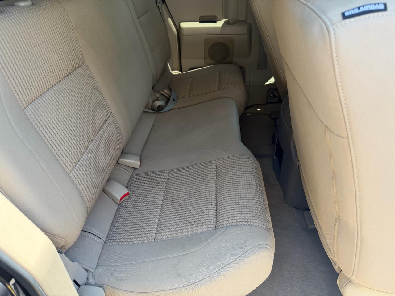 Nissan Titan S King Cab 4WD 2015