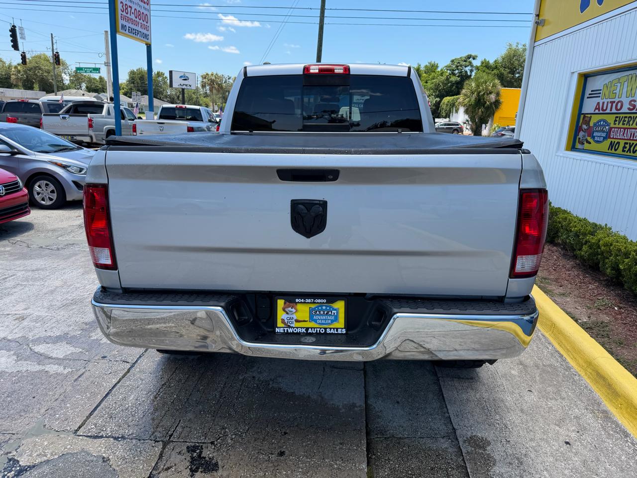 RAM 1500 SLT Quad Cab 2WD 2017