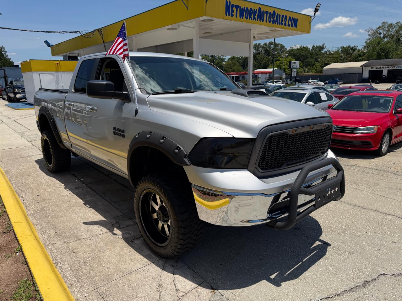 RAM 1500 SLT Quad Cab 2WD 2017
