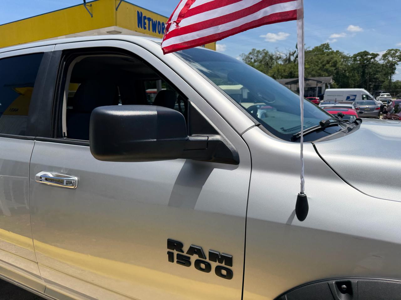 RAM 1500 SLT Quad Cab 2WD 2017