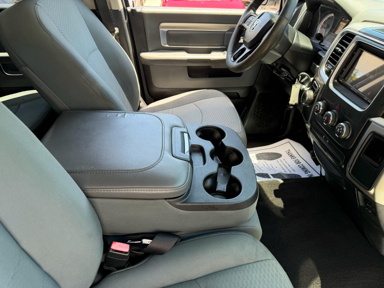 RAM 1500 SLT Quad Cab 2WD 2017