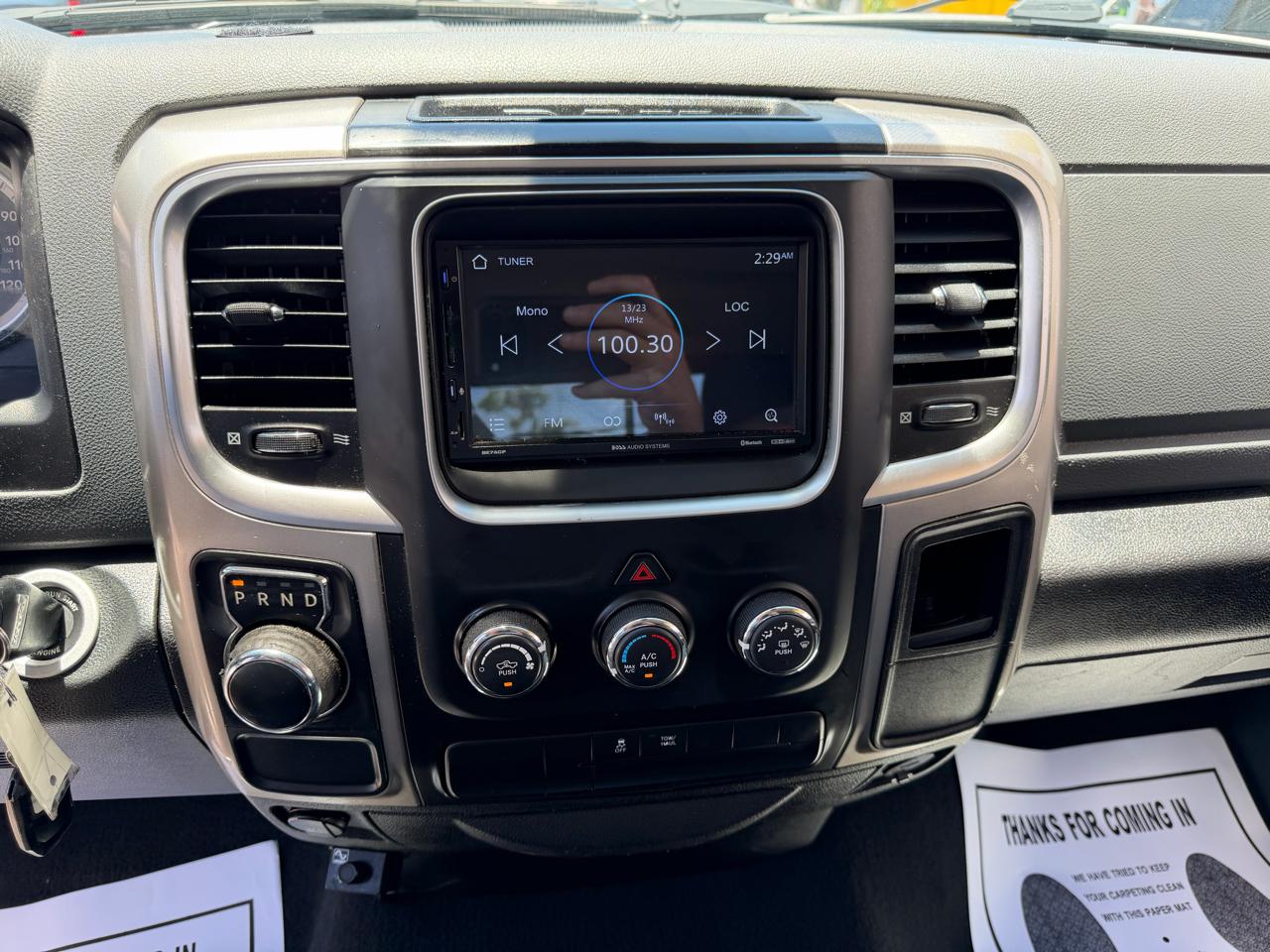RAM 1500 SLT Quad Cab 2WD 2017