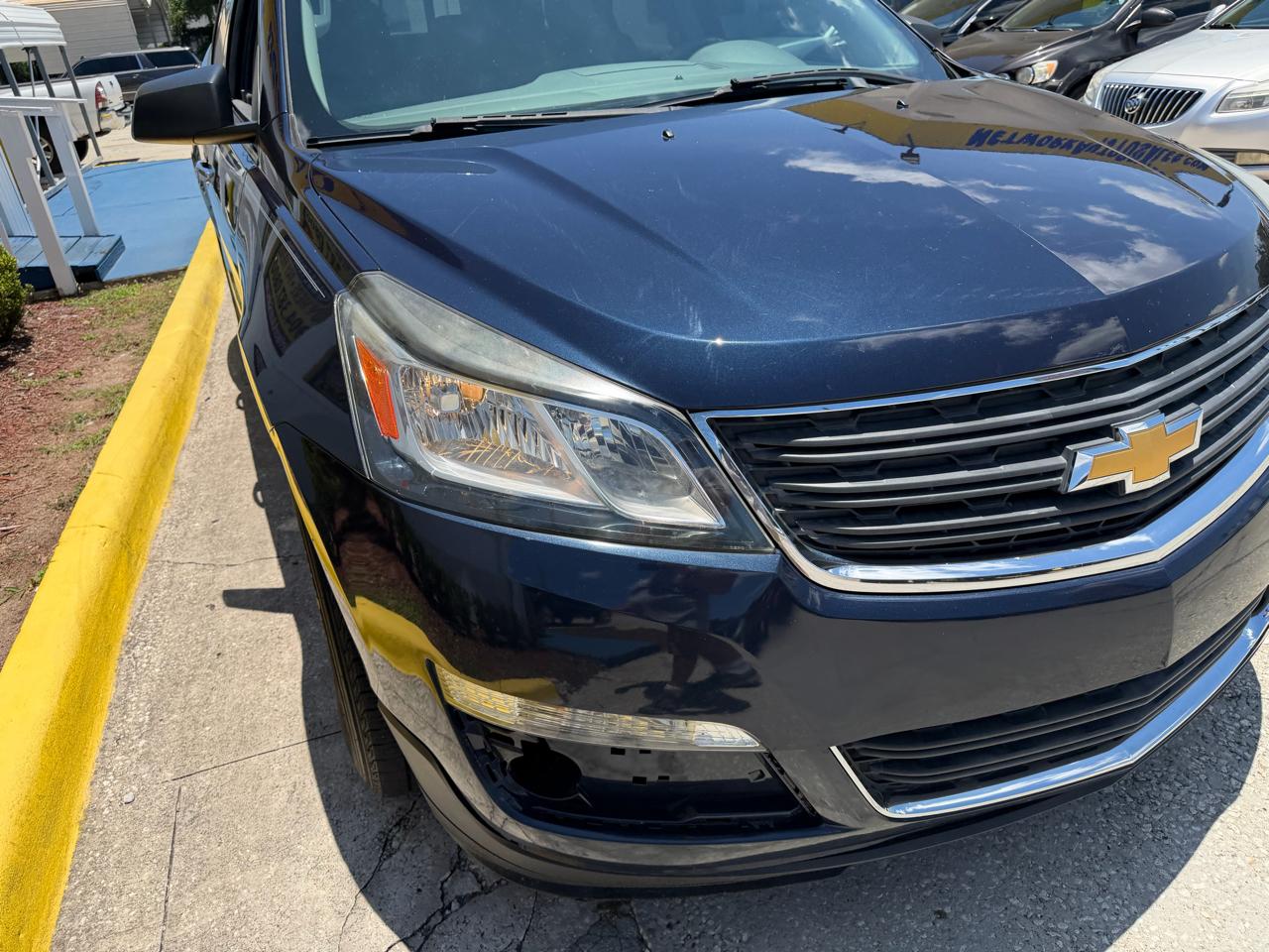 Chevrolet Traverse LS FWD w/PDC 2016
