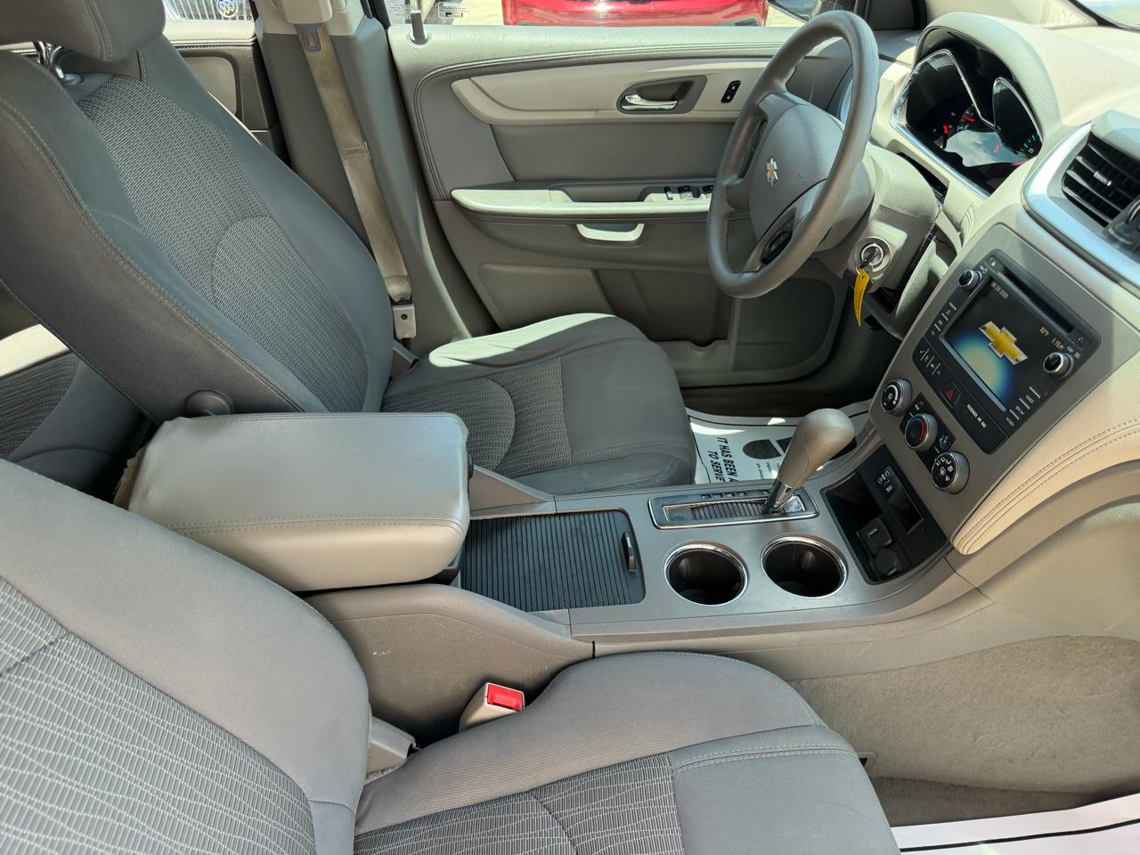 Chevrolet Traverse LS FWD w/PDC 2016