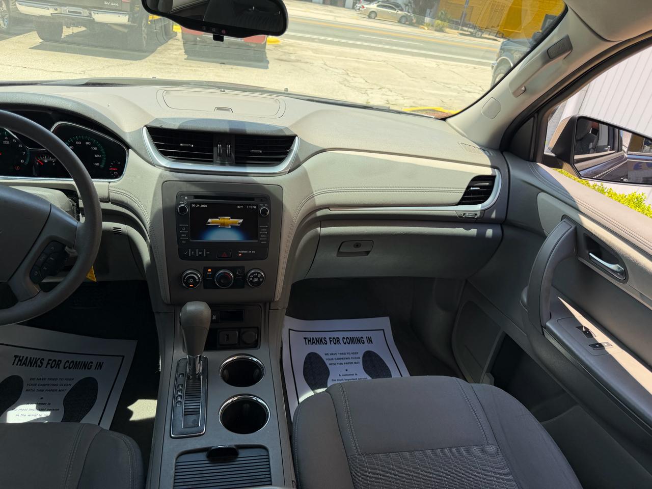 Chevrolet Traverse LS FWD w/PDC 2016
