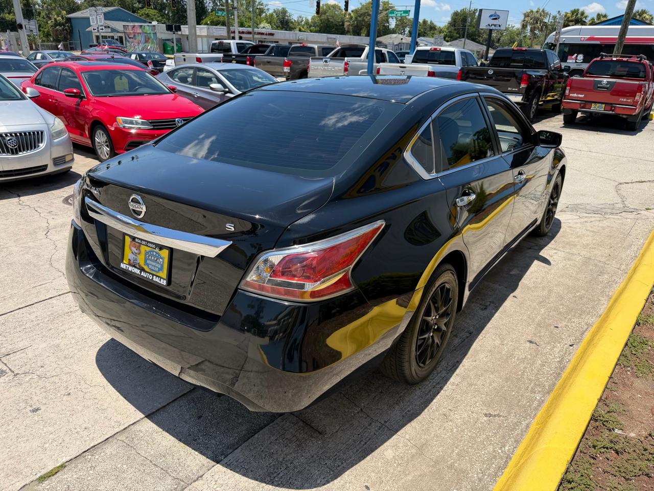 Nissan Altima 2.5 S Sedan 2015