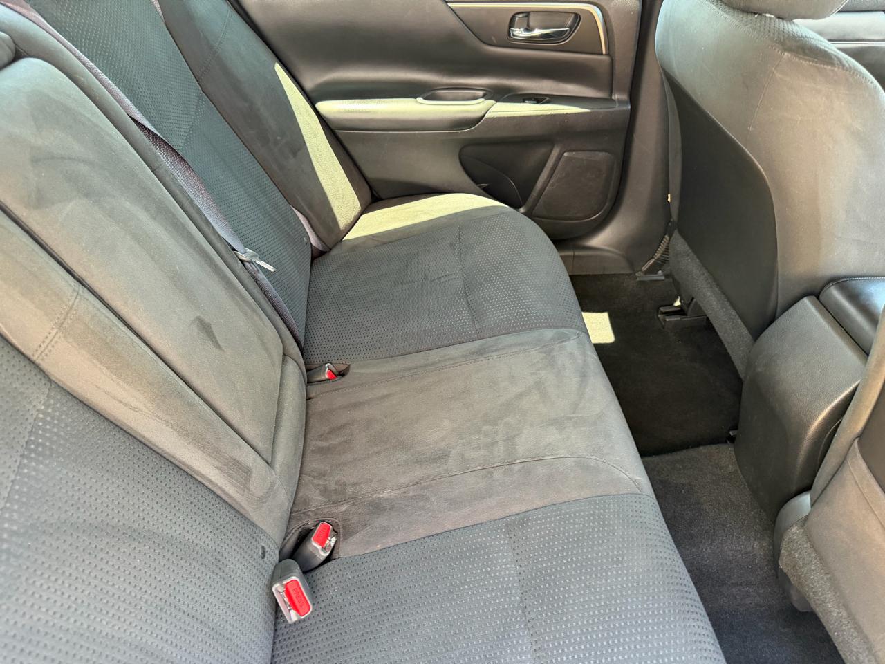 Nissan Altima 2.5 S Sedan 2015