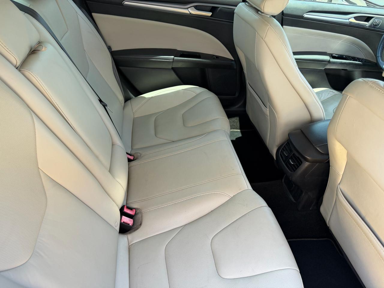 Ford Fusion Titanium 2016