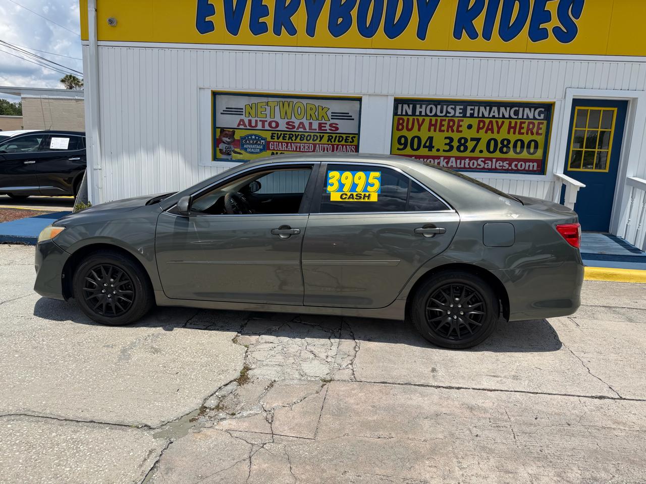Toyota Camry L 2012