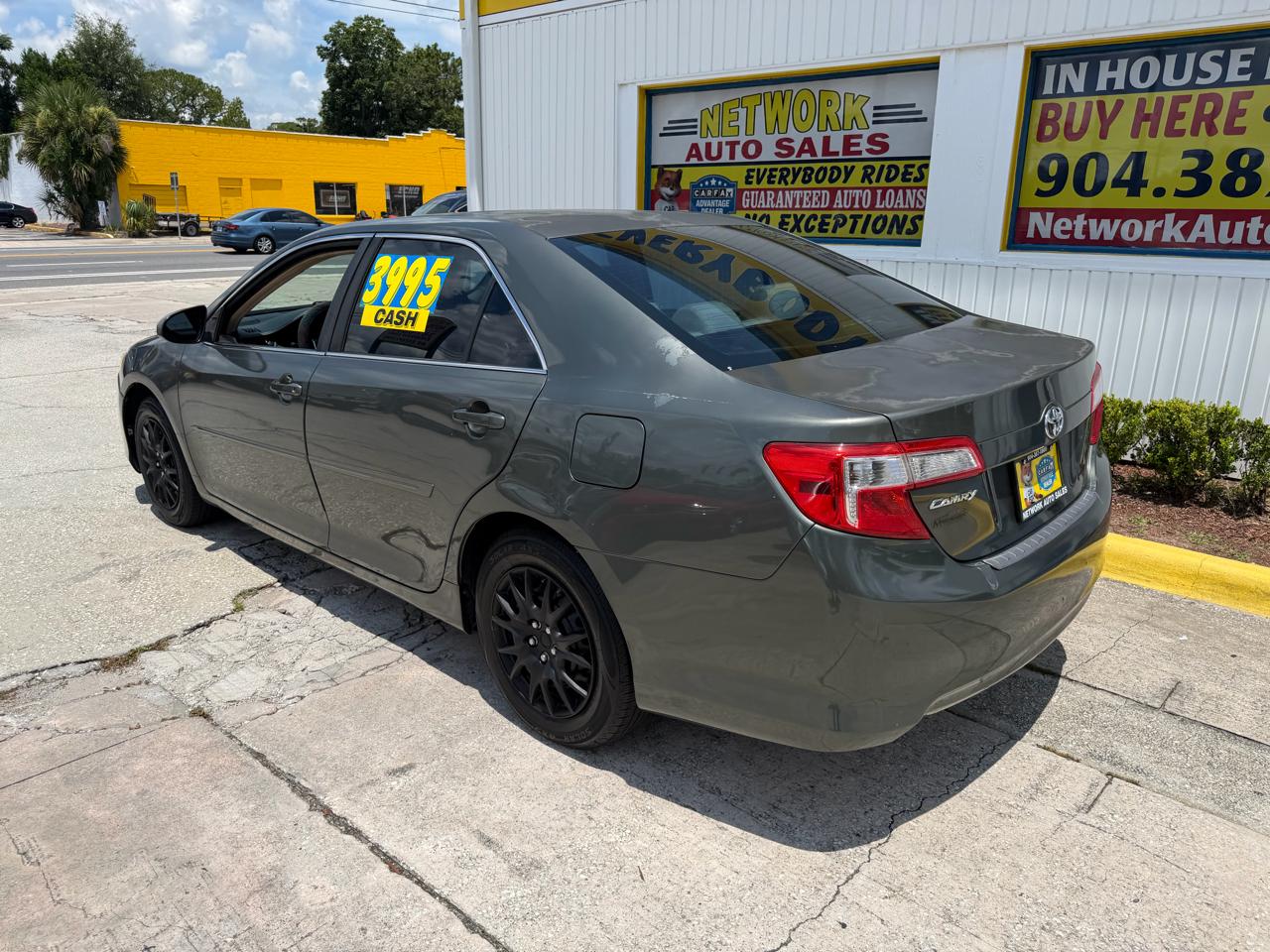 Toyota Camry L 2012