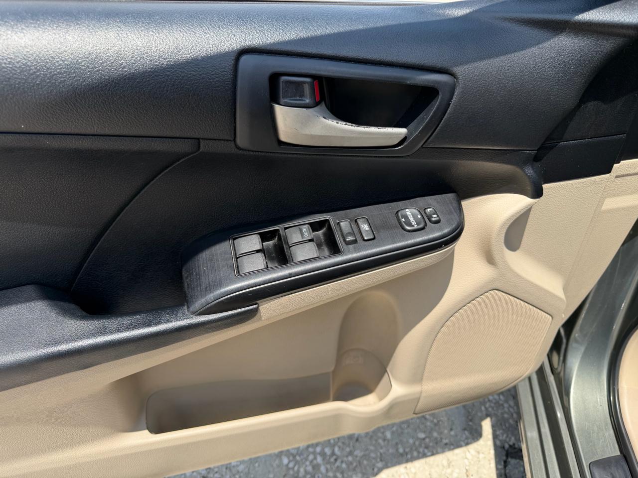 Toyota Camry L 2012