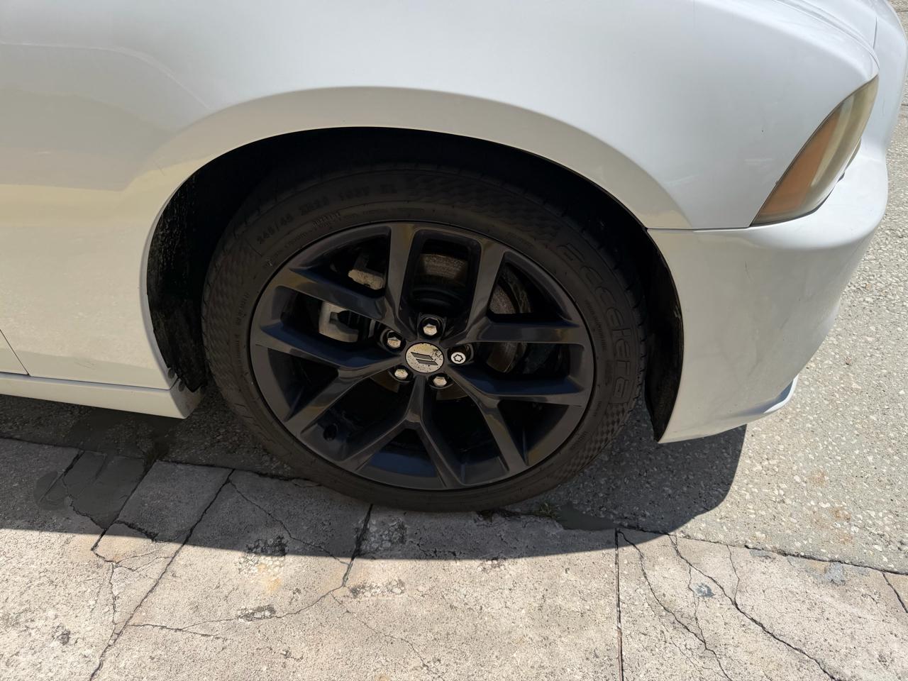 Dodge Charger SXT 2013