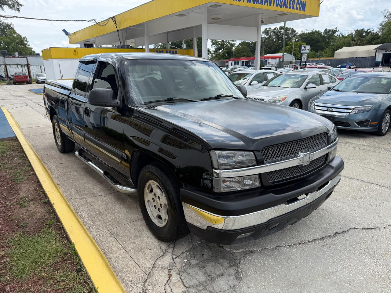 Chevrolet Silverado 1500 Work Truck Ext. Cab Short Bed 2WD 2004