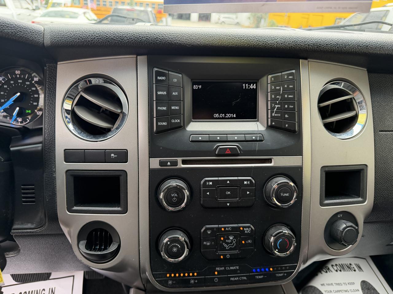Ford Expedition EL XLT 2017