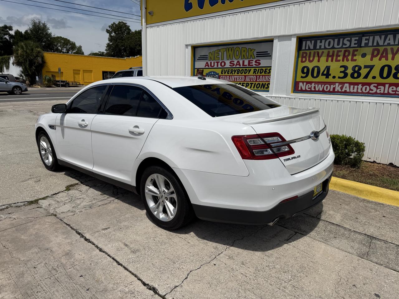 Ford Taurus SEL FWD 2014